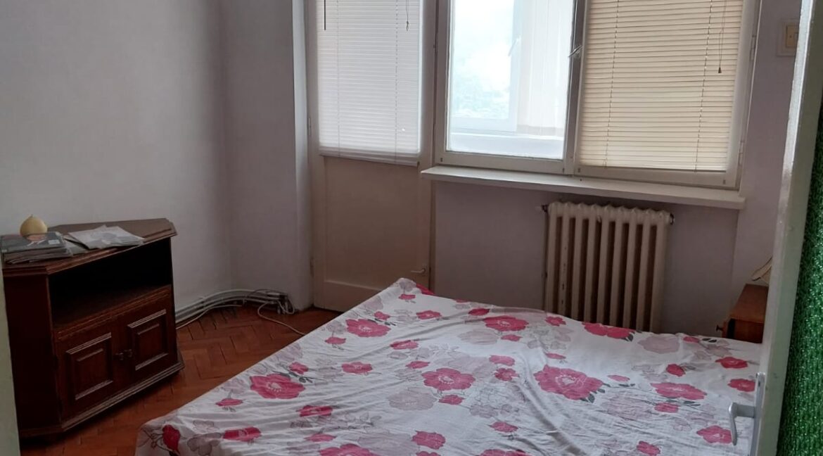 73f0d2a6-8517-49a6-a6d5-b92f37073a62